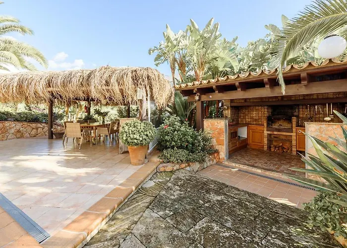 Nice Home In Paguera With Wifi, 6 Bedrooms And Outdoor Swimming Pool Peguera