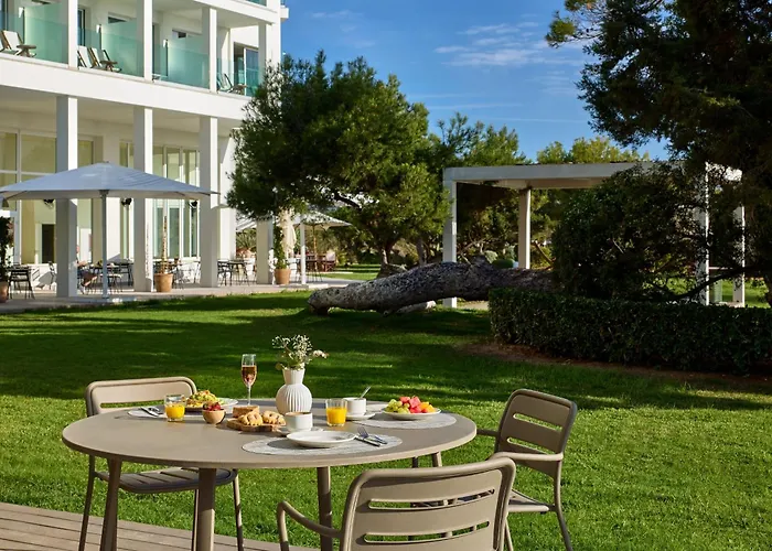 Santa Eularia des Riu hotels near Etnological Museum